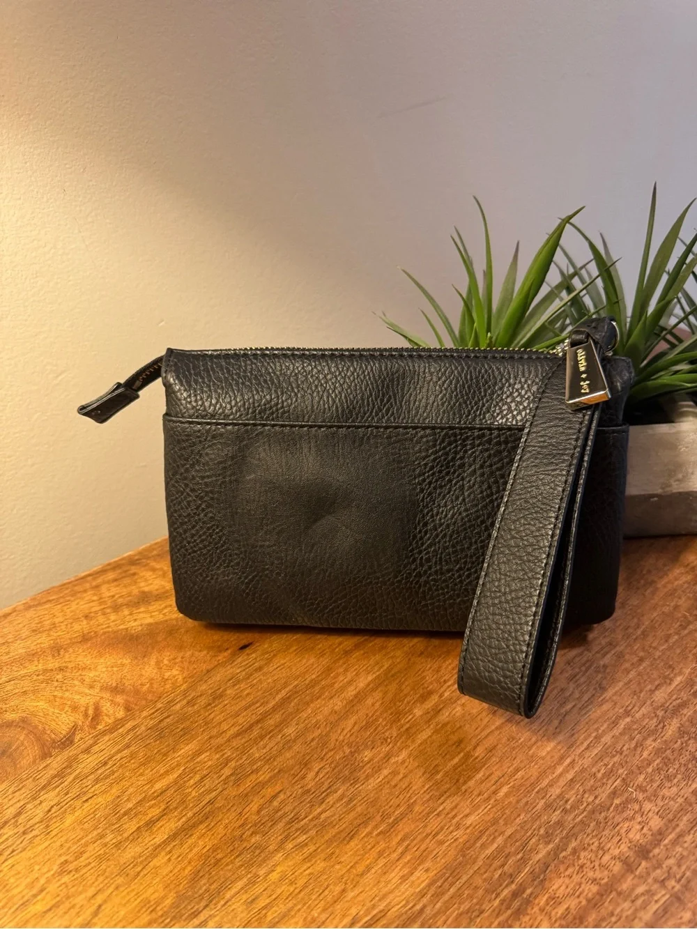 Olivia + Joy Black Pebbled Leather Wristlet Clutch - Picture 3 of 5